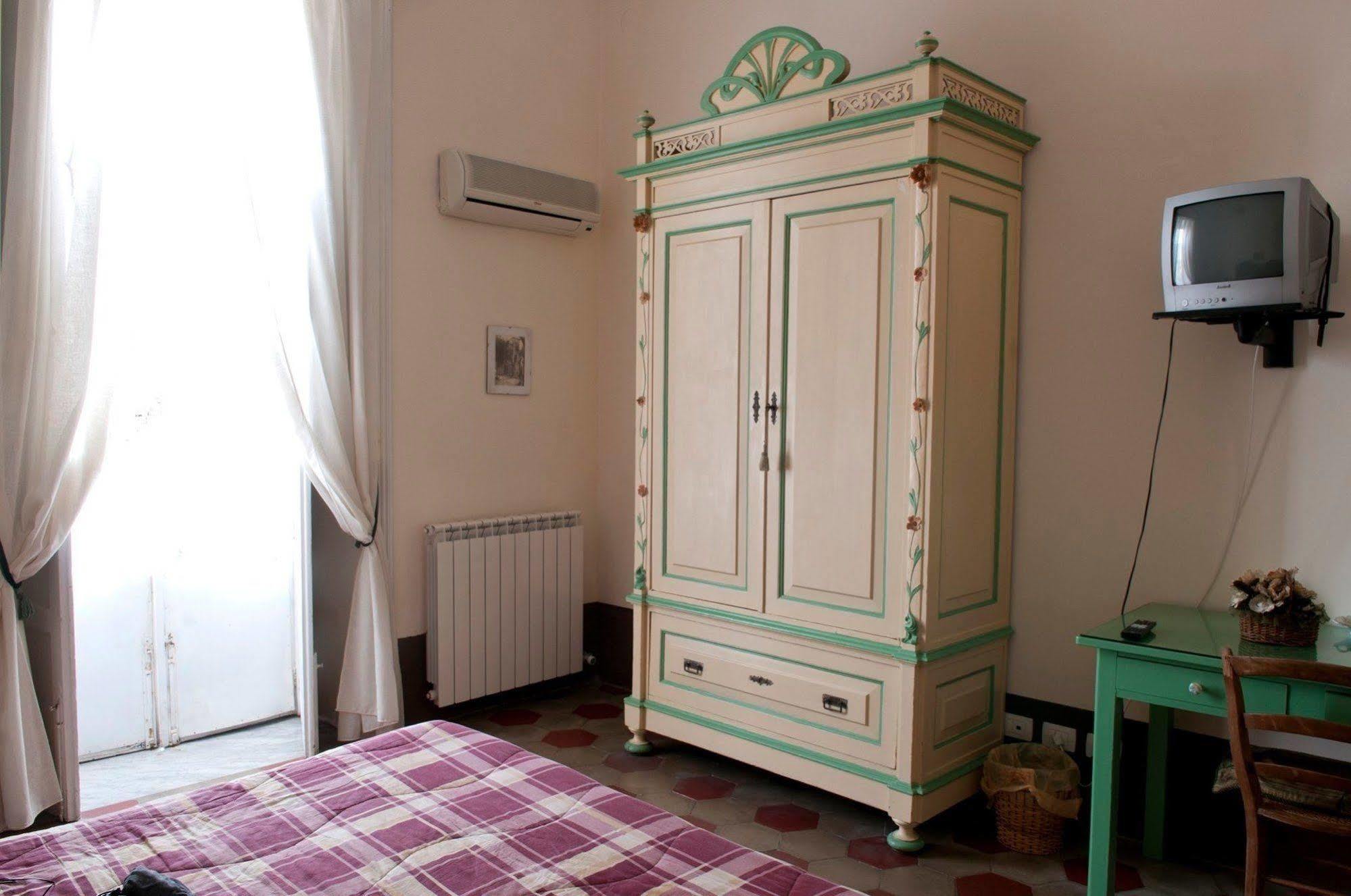Casa Cristina 3*
